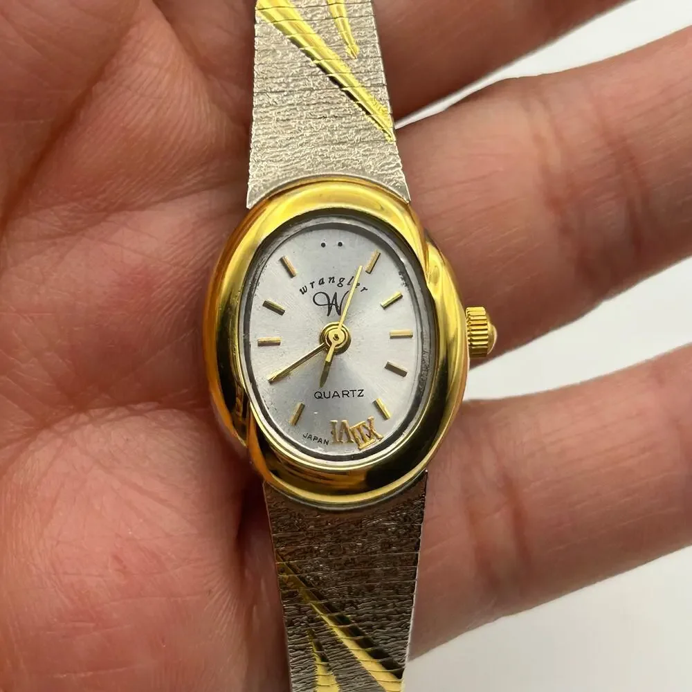 Wrangler V377 Two Tone Floral Engravings Women’s Quartz Watch New Battery